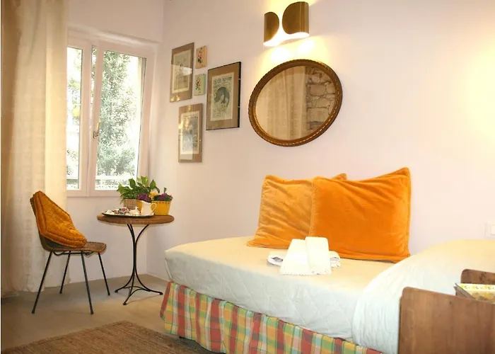 Artesia Bed & Breakfast *
